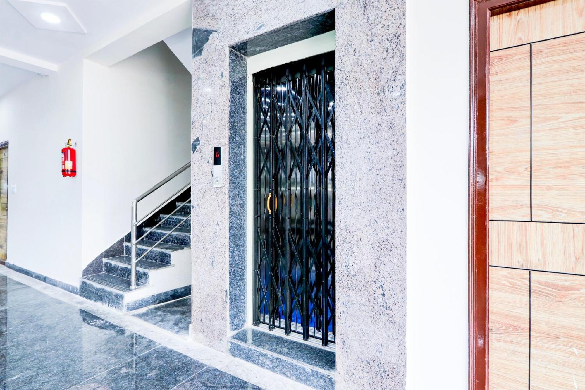 Super Hotel O Adibatla Near Tcs Ibrahimpatan Exterior foto